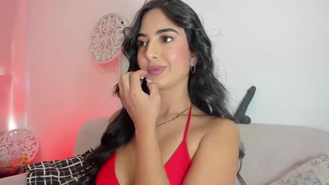 L O R E N online show from 01-22-25, 05:49