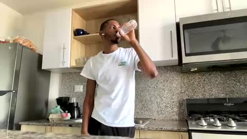 lorenzo17a online show from 12-29-24, 03:46