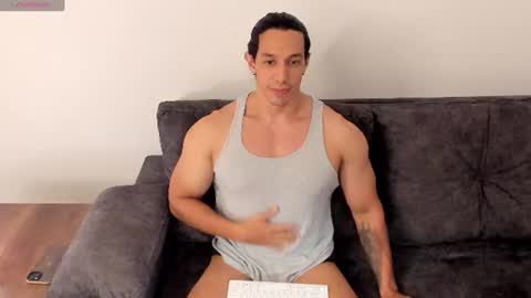 Snapshot of lorenzo_ferrec chatting on 07-23-26, 11:35 Lorenzo F online show from 07-23-26, 11:35