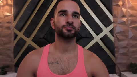 Snapshot of lorenzo_walker_ chatting on 03-01-25, 06:00 L O R E N Z O Thumbs Up help online show from 03-01-25, 06:00