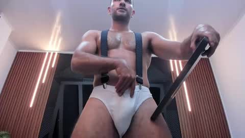 Snapshot of lorenzo_walker_ chatting on 03-11-25, 06:41 L O R E N Z O Thumbs Up help online show from 03-11-25, 06:41