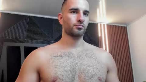 Snapshot of lorenzo_walker_ chatting on 09-16-25, 05:14 L O R E N Z O Thumbs Up help online show from 09-16-25, 05:14