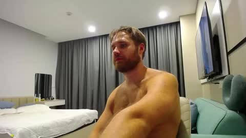 Snapshot of lorenzolux chatting on 05-03-26, 06:25 Lorenz online show from 05-03-26, 06:25