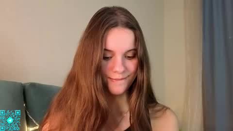 Snapshot of lorettadunnelli chatting on 10-24-25, 05:53 Chloe for Fan BlackHole online show from 10-24-25, 05:53