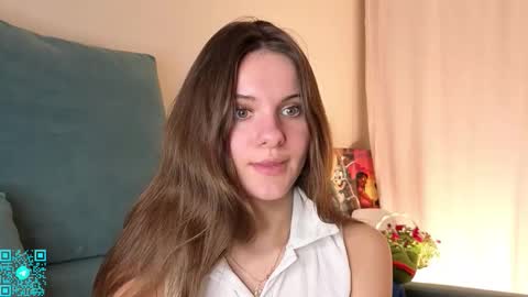 Snapshot of lorettadunnelli chatting on 11-09-25, 05:22 Chloe for Fan BlackHole online show from 11-09-25, 05:22