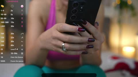 LoretteLorena online show from 12-23-24, 08:14