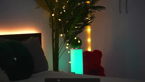 LoretteLorena online show from 10-17-25, 04:59