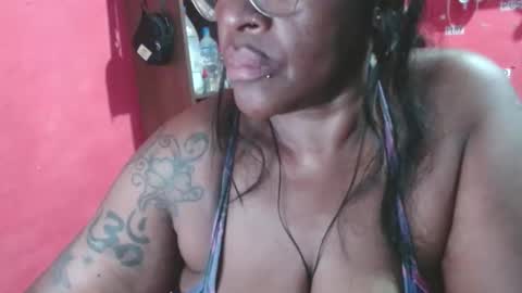 loretybighot online show from 12-18-25, 01:50