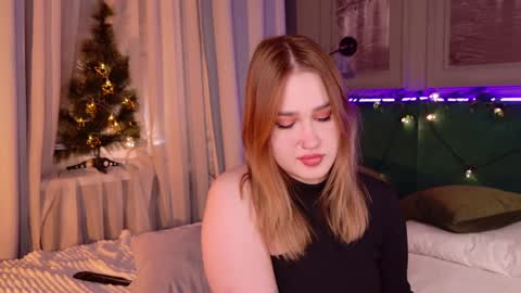 Snapshot of lori_mason chatting on 12-15-24, 07:42 Lori online show from 12-15-24, 07:42