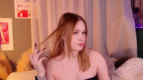 Snapshot of lori_mason chatting on 01-06-25, 11:52 Lori online show from 01-06-25, 11:52