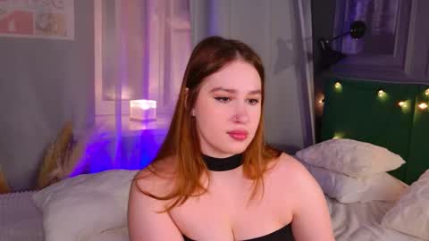 Snapshot of lori_mason chatting on 10-12-25, 06:29 Lori online show from 10-12-25, 06:29