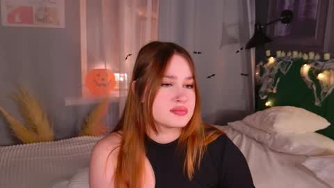 Snapshot of lori_mason chatting on 10-25-25, 06:57 Lori online show from 10-25-25, 06:57