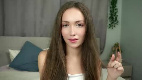 Naomi online show from 09-23-25, 10:46