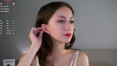 Naomi online show from 11-23-25, 09:36