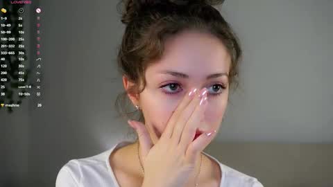 Naomi online show from 11-28-25, 12:13