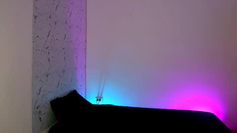 Lorian Vikel  online show from 03-20-26, 12:04