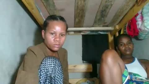 lorienne98 online show from 05-20-26, 08:15