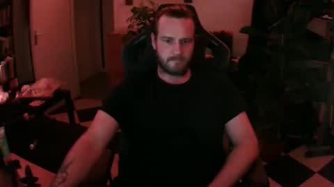 Snapshot of lorigon06 chatting on 10-26-25, 02:06 Lorigon online show from 10-26-25, 02:06