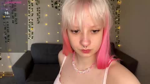 lorilorilorilori online show from 11-06-25, 07:31