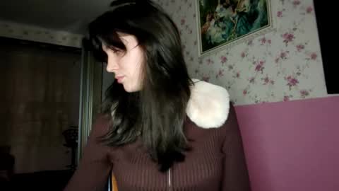 Kira online show from 11-14-25, 03:44