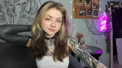 Snapshot of lostallice chatting on 03-11-25, 06:00 lostallice online show from 03-11-25, 06:00