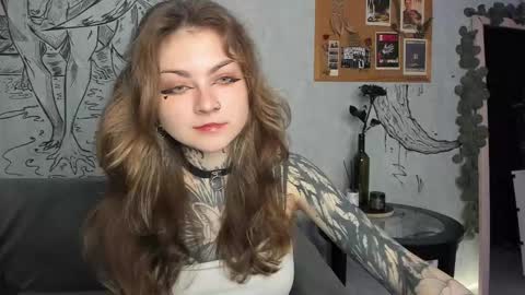 lostallice online show from 11-20-25, 04:12