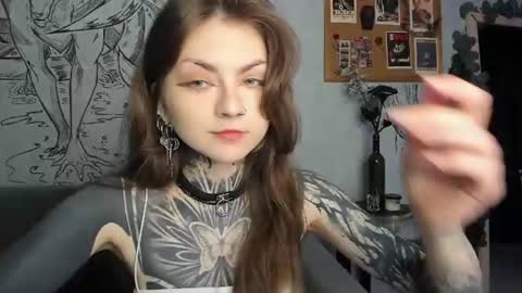 Snapshot of lostallice chatting on 07-04-26, 03:56 lostallice online show from 07-04-26, 03:56