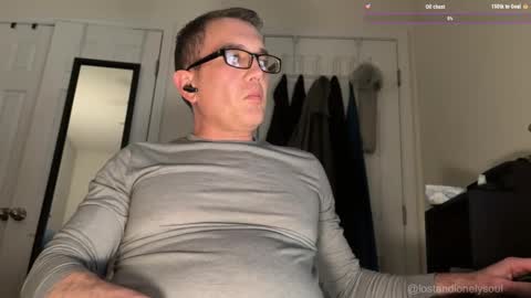 Snapshot of lostandlonelysoul chatting on 12-01-25, 05:45 Hazemir online show from 12-01-25, 05:45