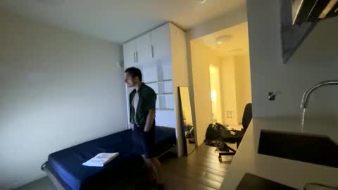 lostpuppyboy online show from 10-16-25, 03:18