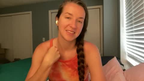 lothlori online show from 04-22-26, 11:45