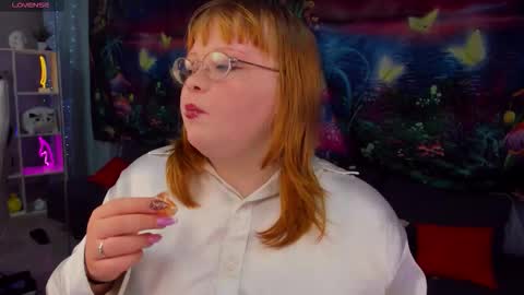 Lottie online show from 12-19-25, 03:19