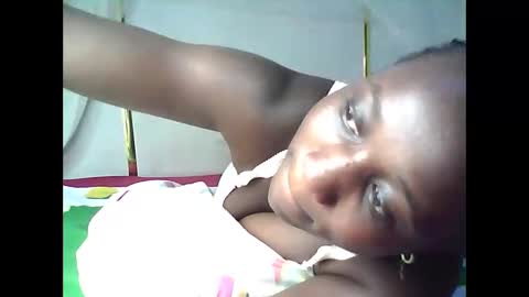 lotty_lavilla online show from 05-13-26, 09:39