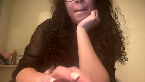 Snapshot of lotuzpetals chatting on 10-18-25, 07:20 Jasmine online show from 10-18-25, 07:20