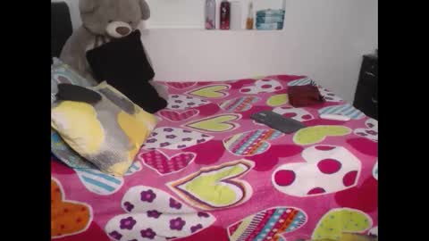 Snapshot of lou_anna02 chatting on 09-24-25, 10:24 lou_anna02 online show from 09-24-25, 10:24