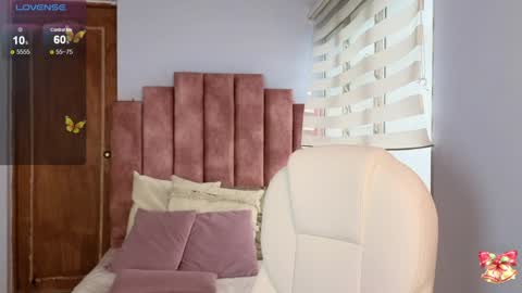 Snapshot of lou_rosse chatting on 12-07-24, 06:48  Lou Rosse  online show from 12-07-24, 06:48