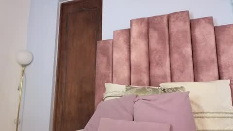 Snapshot of lou_rosse chatting on 01-30-25, 08:10  Lou Rosse  online show from 01-30-25, 08:10