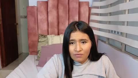 Snapshot of lou_rosse chatting on 03-11-25, 08:42  Lou Rosse  online show from 03-11-25, 08:42