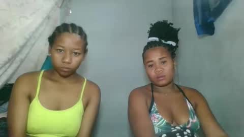 louane98 online show from 03-07-26, 08:00