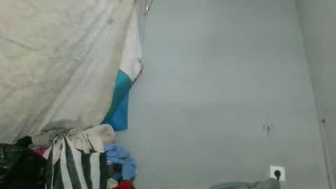 louane98 online show from 03-15-26, 10:43