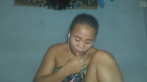 louane98 online show from 04-18-26, 11:38