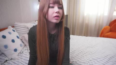 Snapshot of louettakarn chatting on 04-15-26, 01:07 Sade online show from 04-15-26, 01:07
