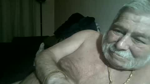 louis_chokdee online show from 02-21-25, 06:26