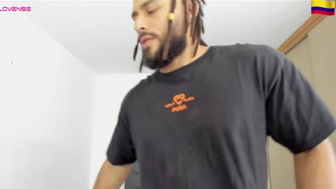 louis_marley_ online show from 12-17-24, 08:54