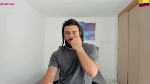 louis_marley_ online show from 12-29-24, 02:42