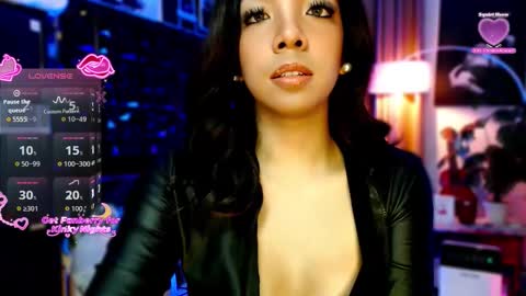 Louisa online show from 05-09-26, 03:34