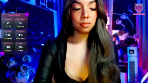 Louisa online show from 06-06-26, 03:22