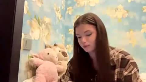 Sasha online show from 06-18-26, 04:44