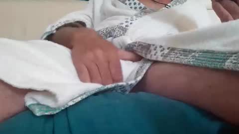 Snapshot of loulou_boss chatting on 10-07-25, 07:27 loulou_boss online show from 10-07-25, 07:27