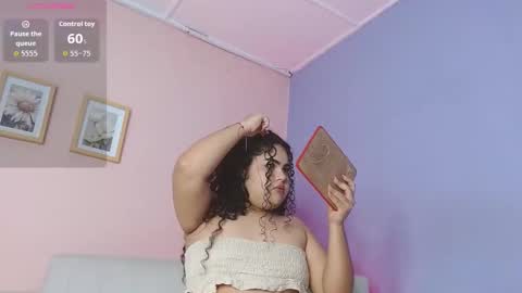 lourdes_moon22 online show from 10-09-25, 01:20