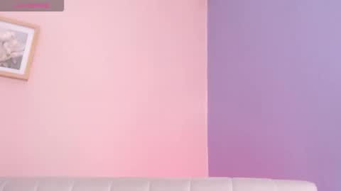 lourdes_moon22 online show from 10-19-25, 03:23